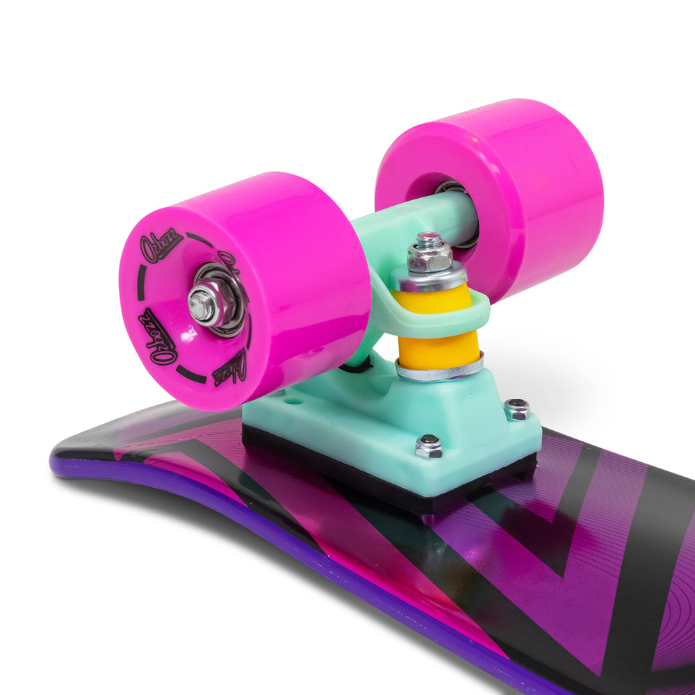 Skateboard en Plastique Graphique Miroir – 22 pouces