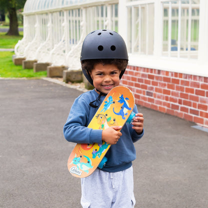 DRAGON SKATEBOARD WITH LIGHT-UP WHEELS 17 INCHES