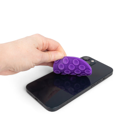 Heart-shaped phone suction cup