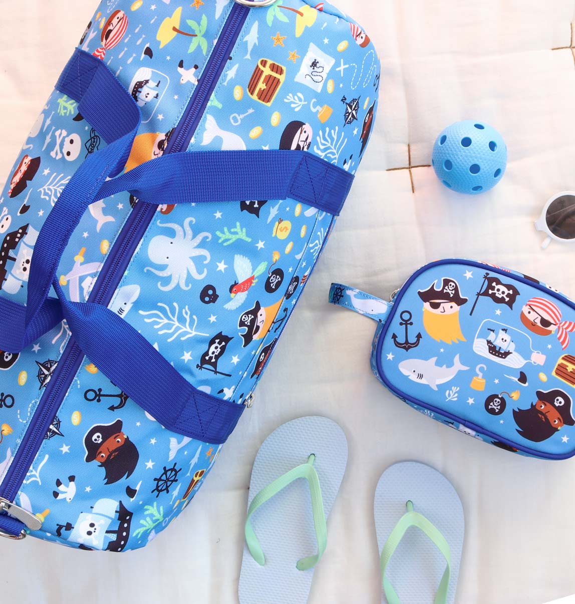 Sac de voyage enfant - Pirates – vue 5 – A Little Lovely Company