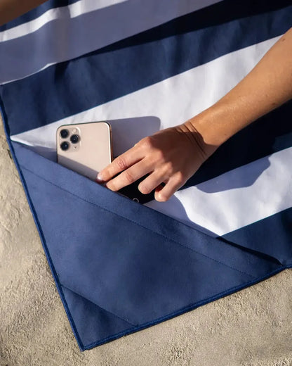 Microfiber Beach Towel with Magnets – CABO