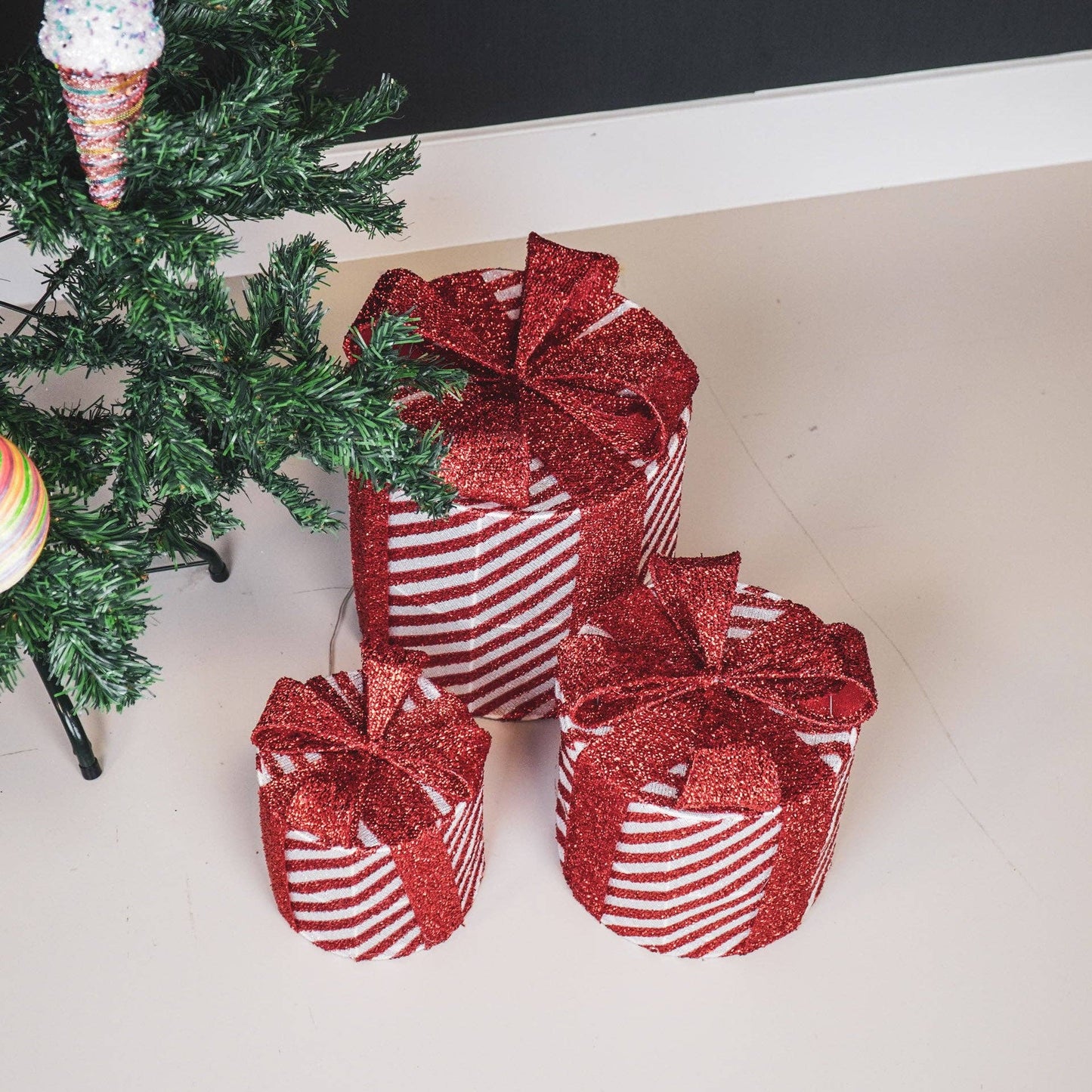 Cadeau de Noël à LED - S3 - Polystyrène - Rouge/Blanc-15/20/25cm