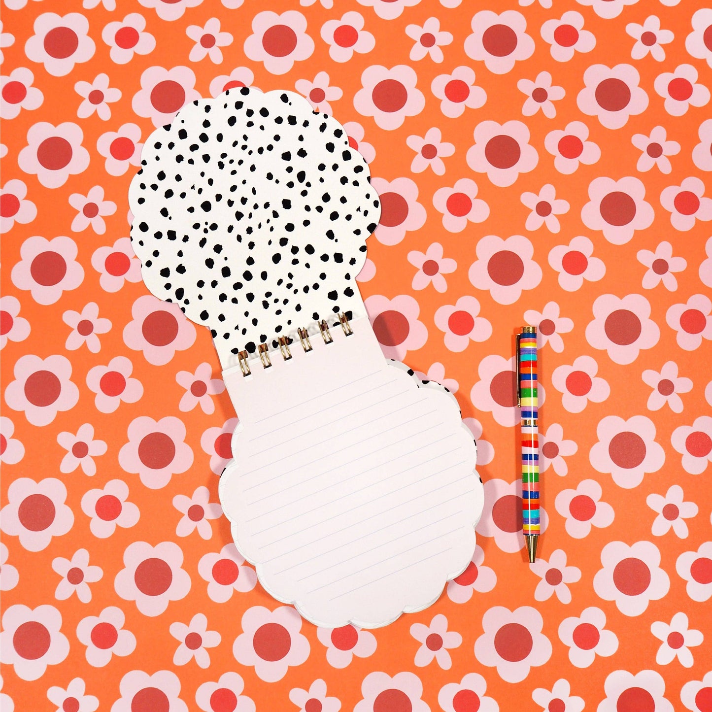 Notebook in the shape of a happy bee