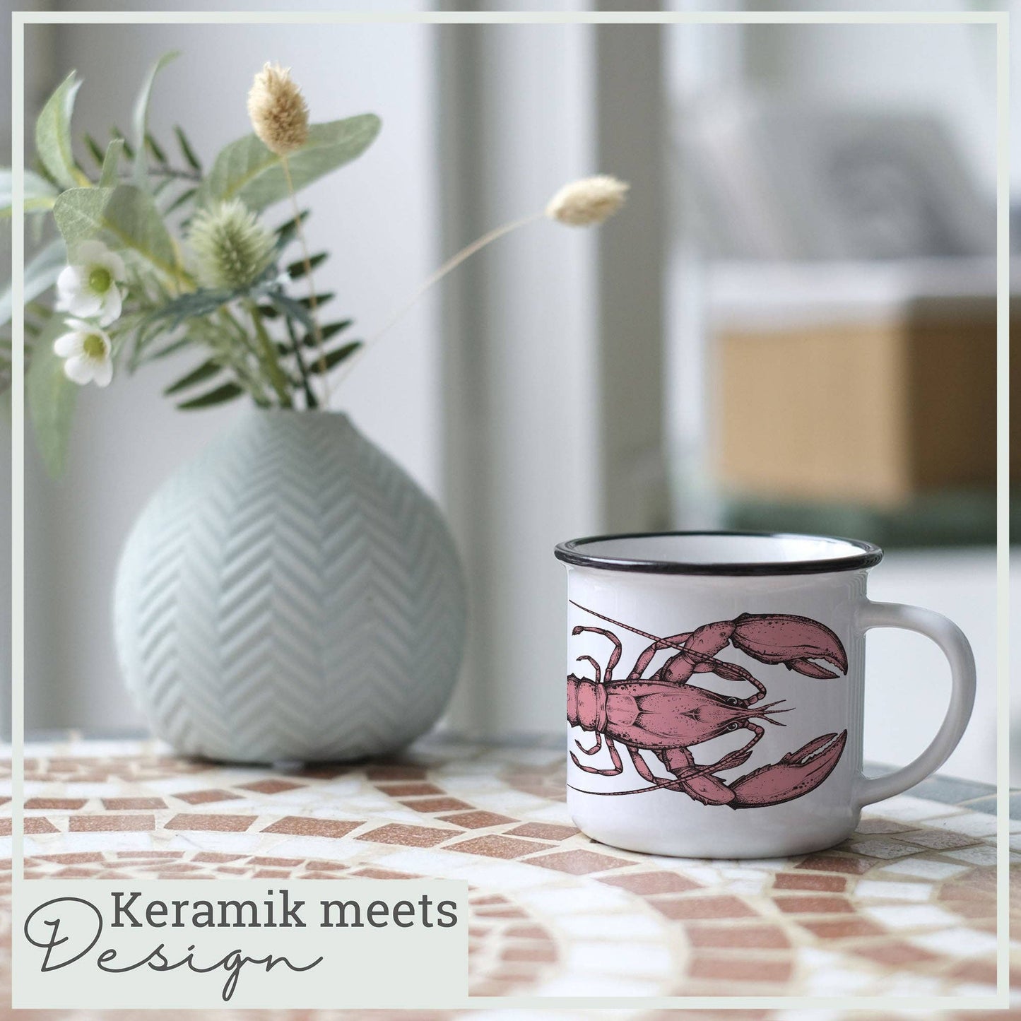 Ceramic mug with lobster