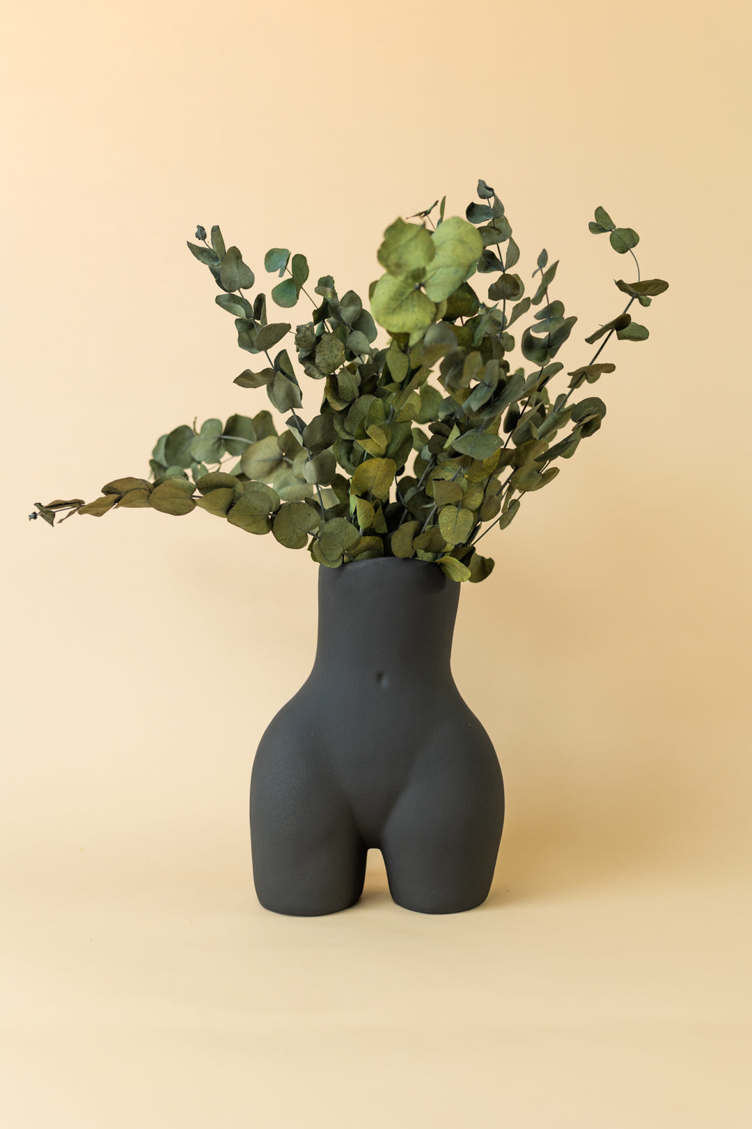 Vase sculptural Nude en céramique – Oito.Atelier – vue 10