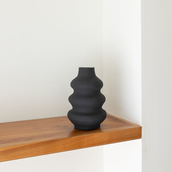 Vase décoratif Siena en céramique – Oito.Atelier – vue 2