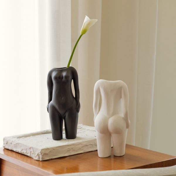 Vase décoratif Venus en céramique – Oito.Atelier