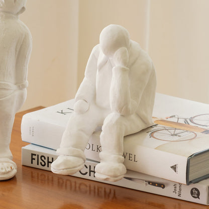 Sculpture Homme assis en céramique – Oito.Atelier – vue 3