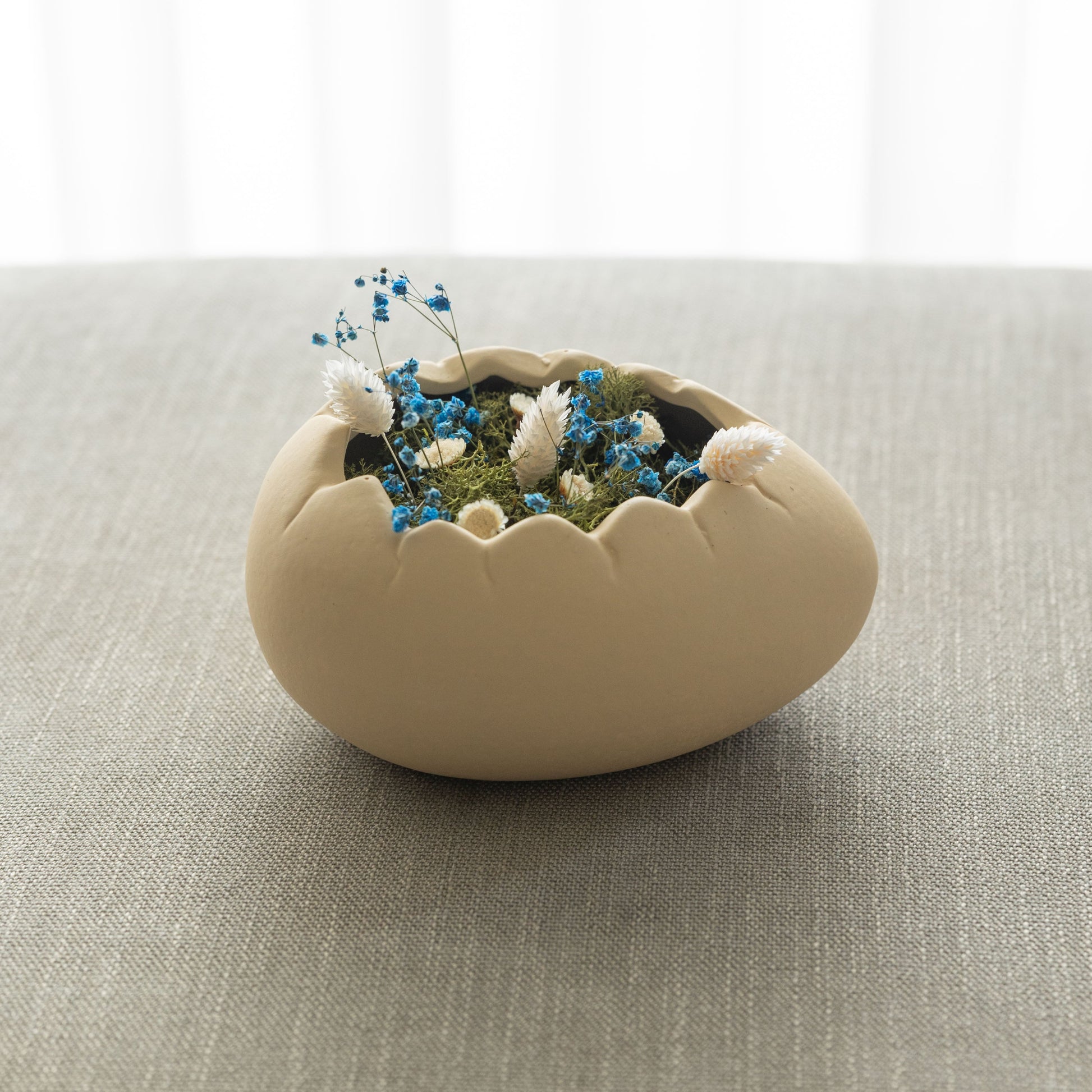 Œuf de Pâques ouvert en céramique – Oito.Atelier – vue 9