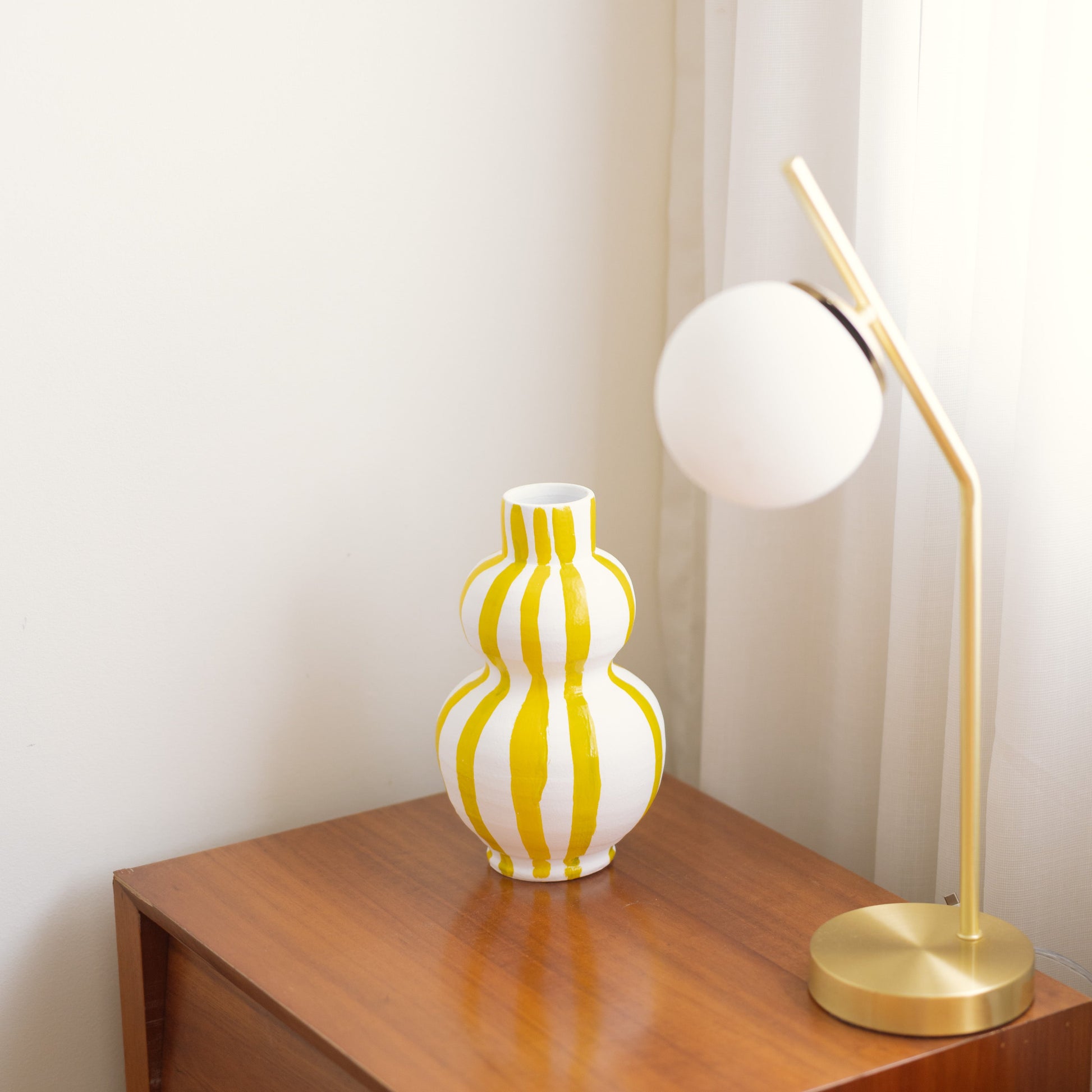 Vase décoratif Bergamo en céramique – Oito.Atelier