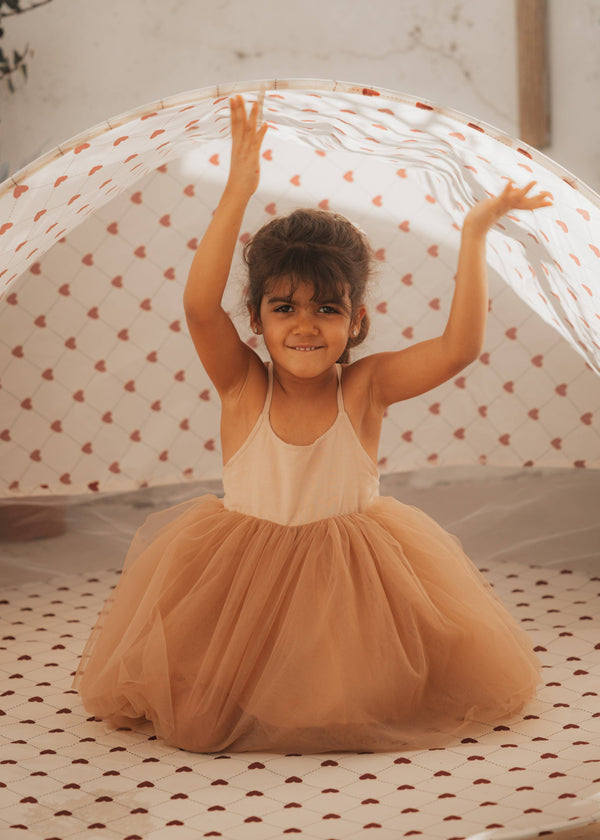 Pop-up Beach Tent - Lovely Roots