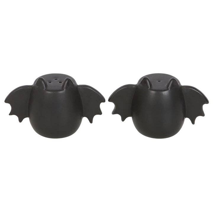 Gothic bat wing salt and pepper shakers for Halloween