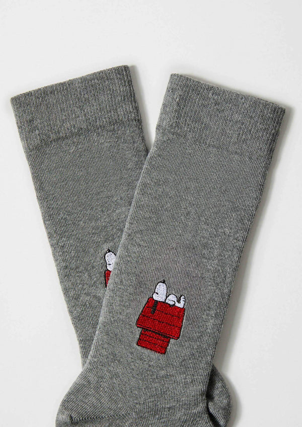 Chaussettes grises BeSnoopy House avec broderie Snoopy – Besocks
