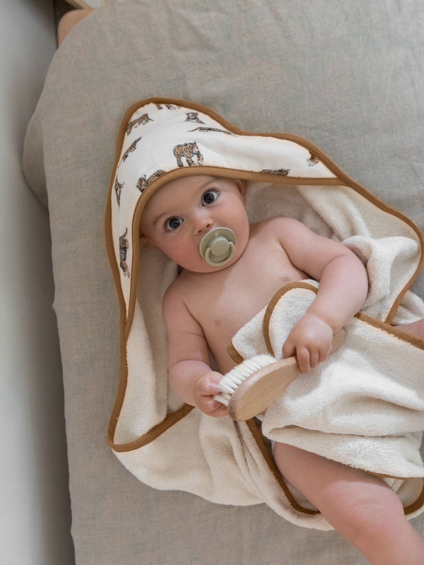 Hooded towel - TEA