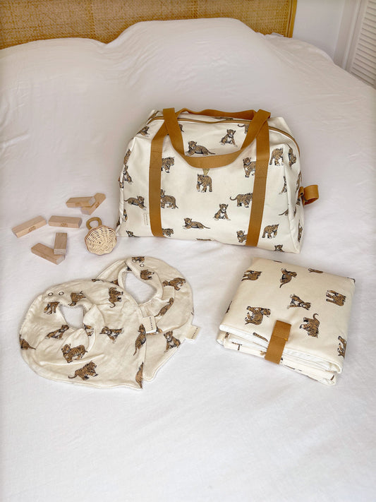 Tiger Brown Maternity Box