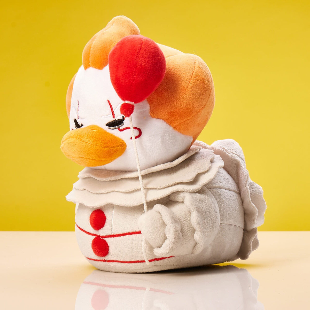 Canard IT: Pennywise TUBBZ Plushie