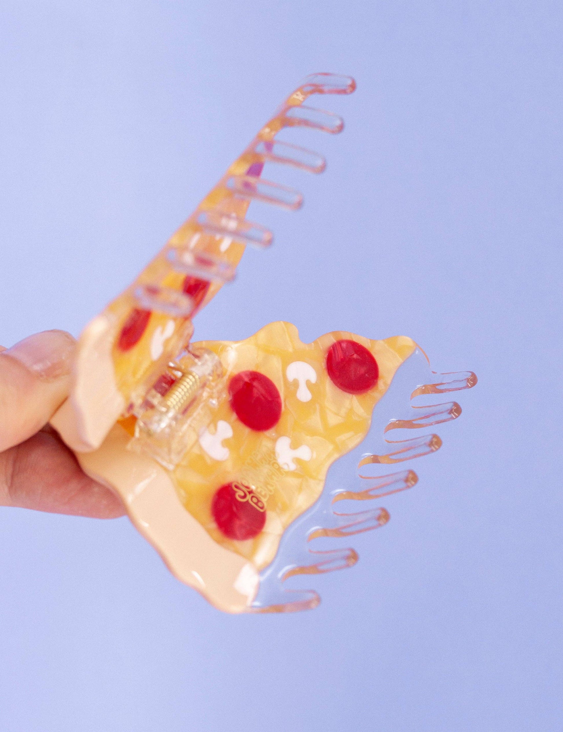 Pince à cheveux en – forme de griffe Pizza italienne de new York | Joanna Behar – vue 3