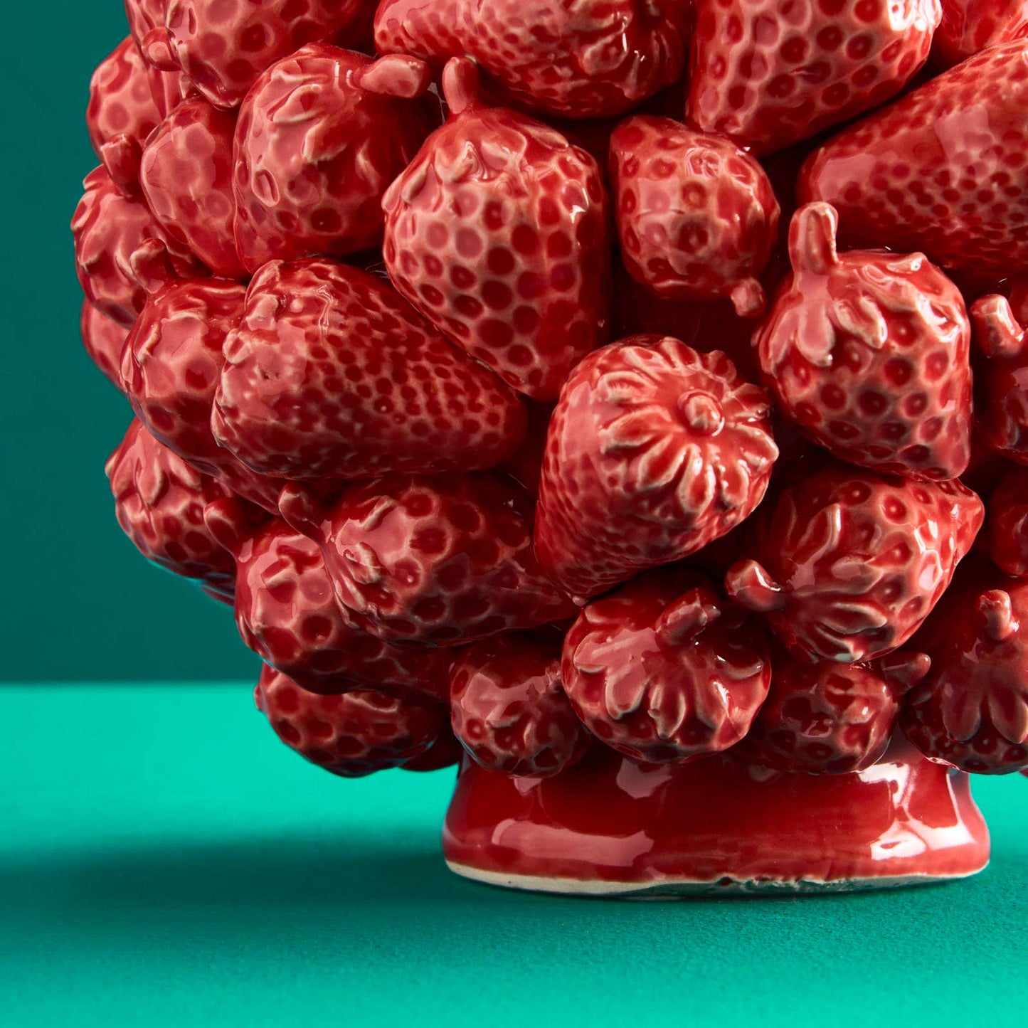 Strawberry Vase, Red Stoneware, 20 x 20 x 25 cm