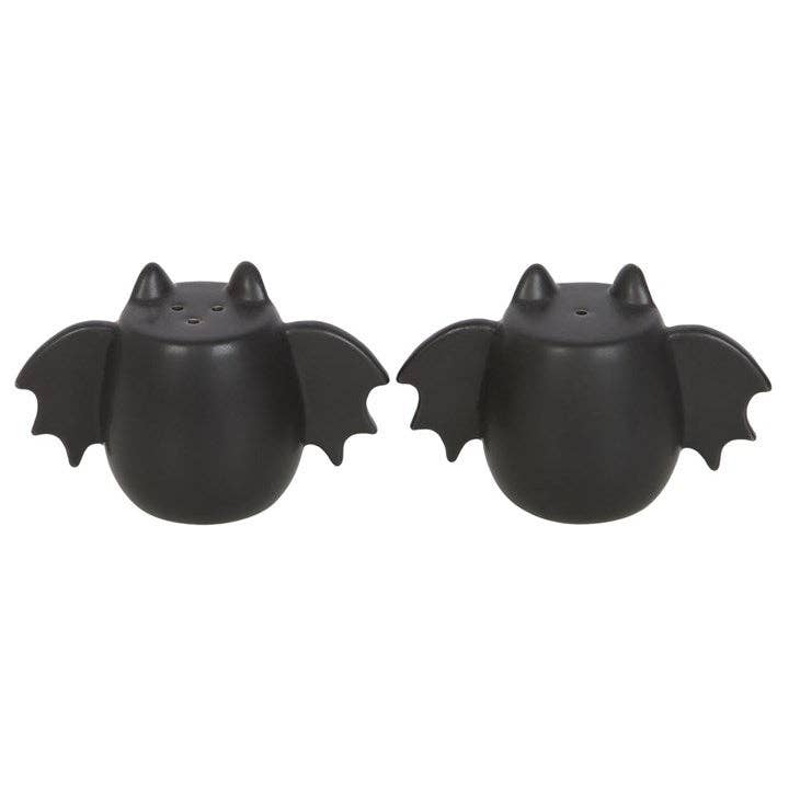Gothic bat wing salt and pepper shakers for Halloween