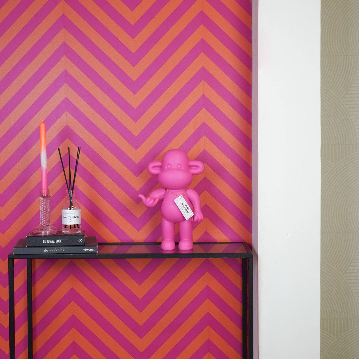 Ornament - Hanging Loose Monkey Figurine 'The Legend' - Polyresin - Pink - 20.5x13.5x35cm