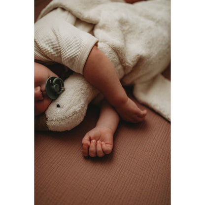 Large plush goose-shaped hand warmer | white