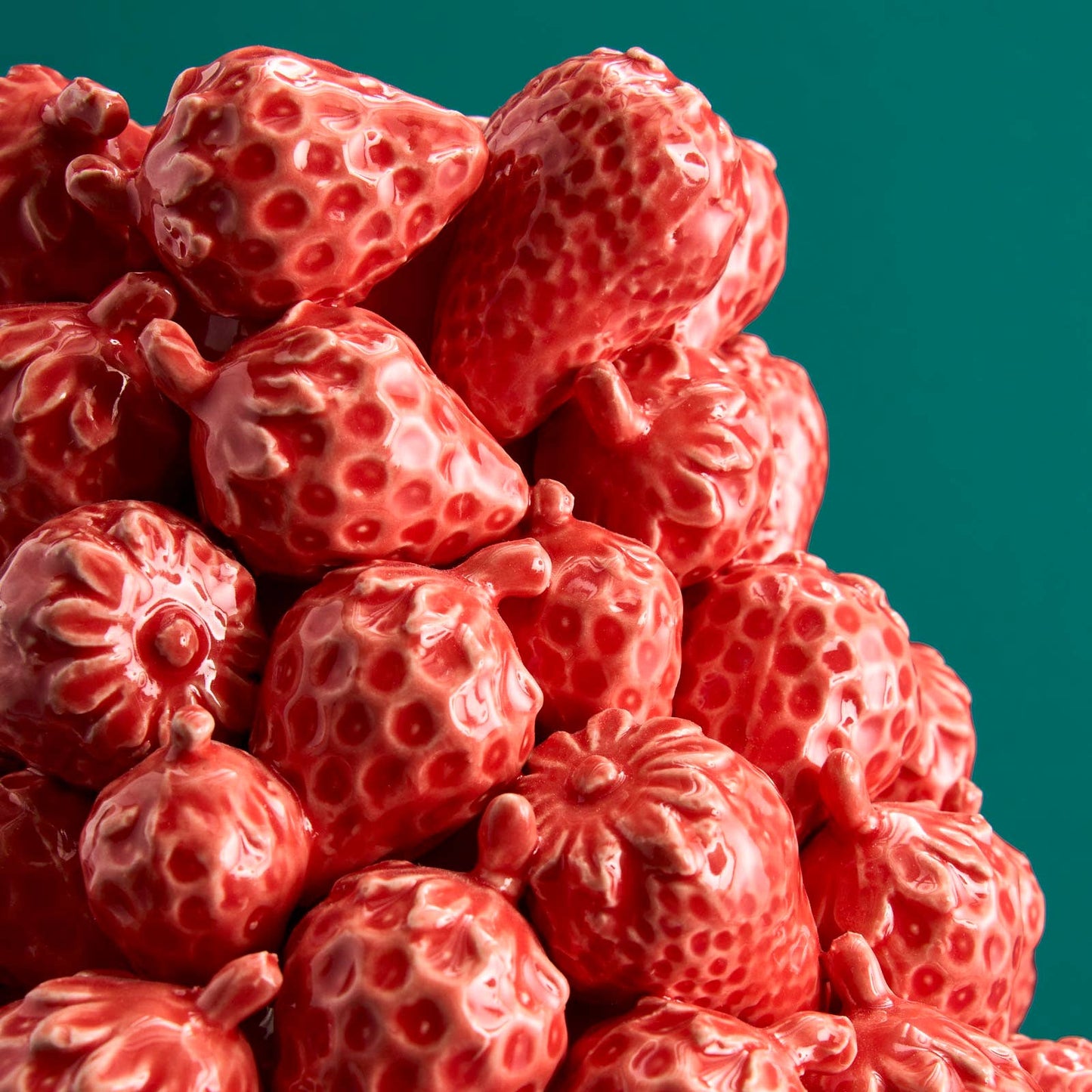 Strawberry Vase, Red Stoneware, 20 x 20 x 25 cm
