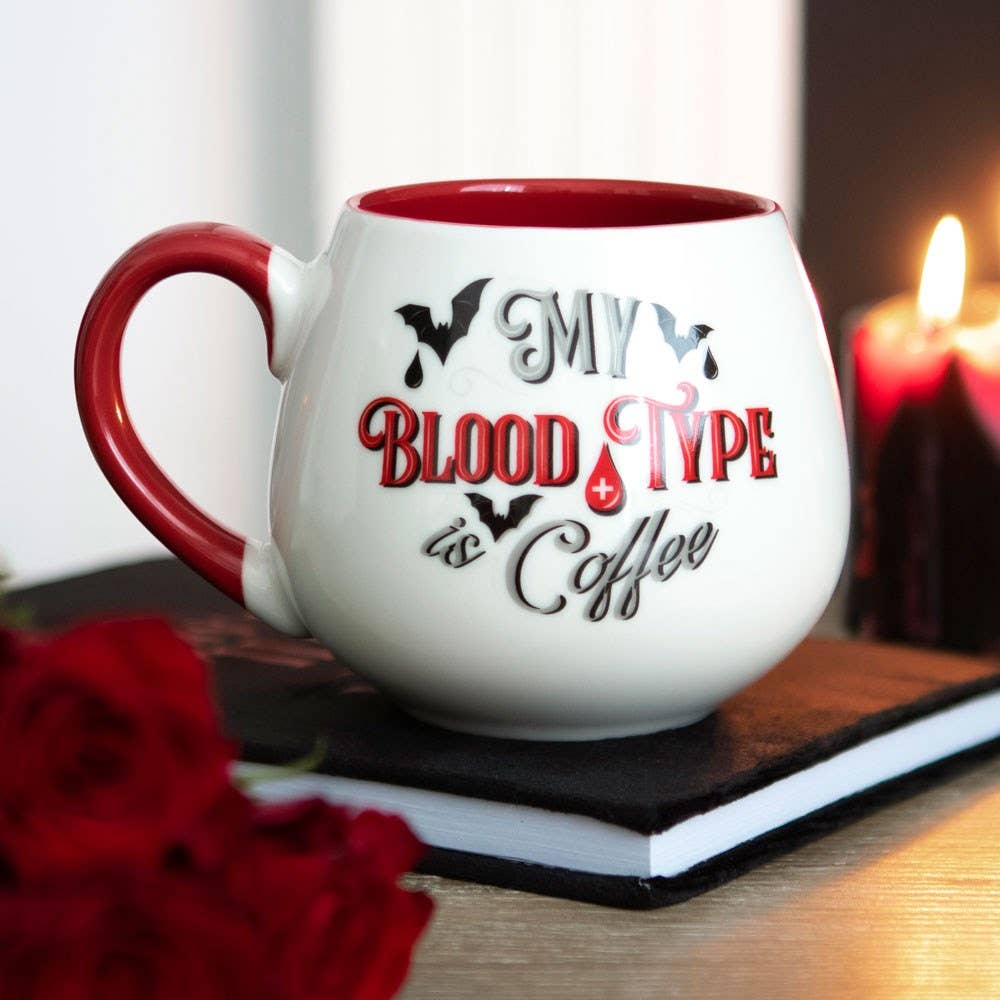 Mug rond gothique vampire « My Blood Type is Coffee » pour Halloween