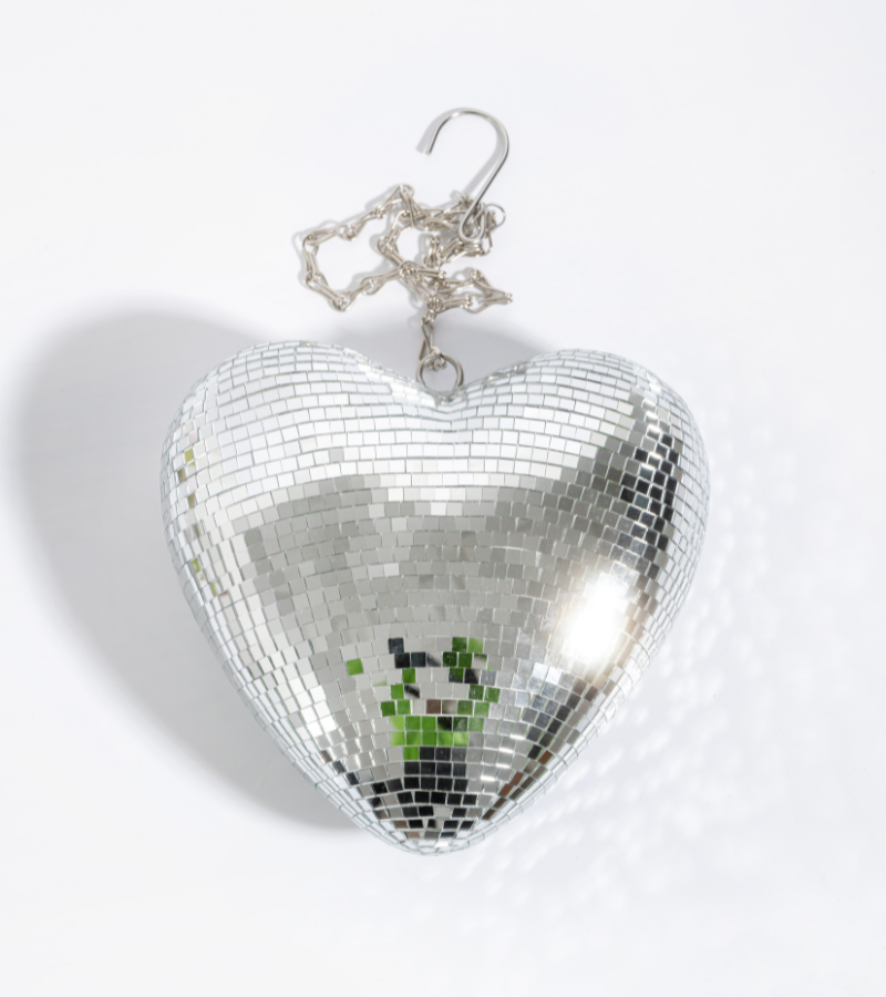 Cuore da discoteca appeso