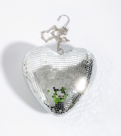 Cuore da discoteca appeso