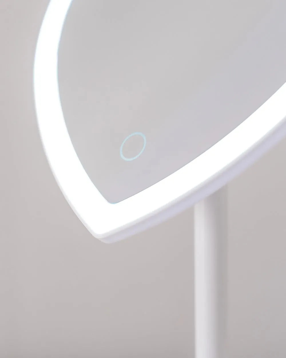 LED heart mirror - ZOE