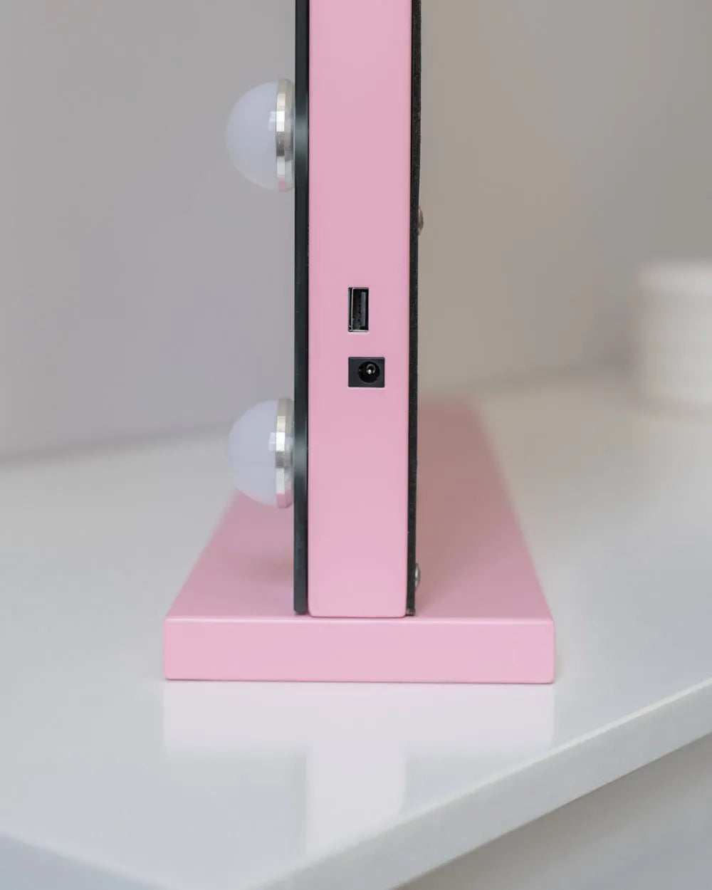 Lighted Makeup Mirror - KIM