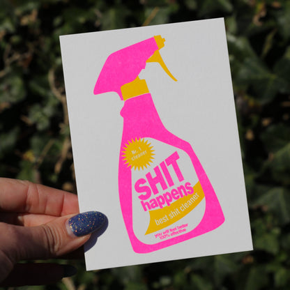 Carte Postale Rhizographie Spray Nettoyant “Shit Happens”