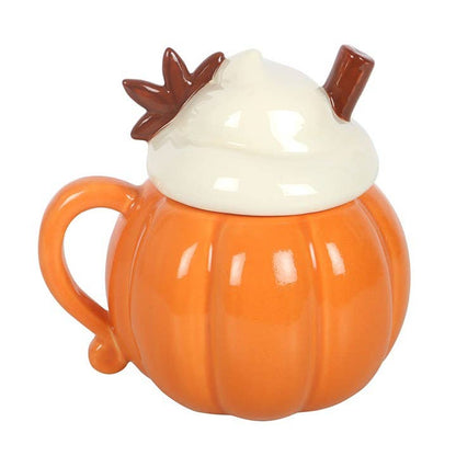 Tasse d'automne crème citrouille avec couvercle