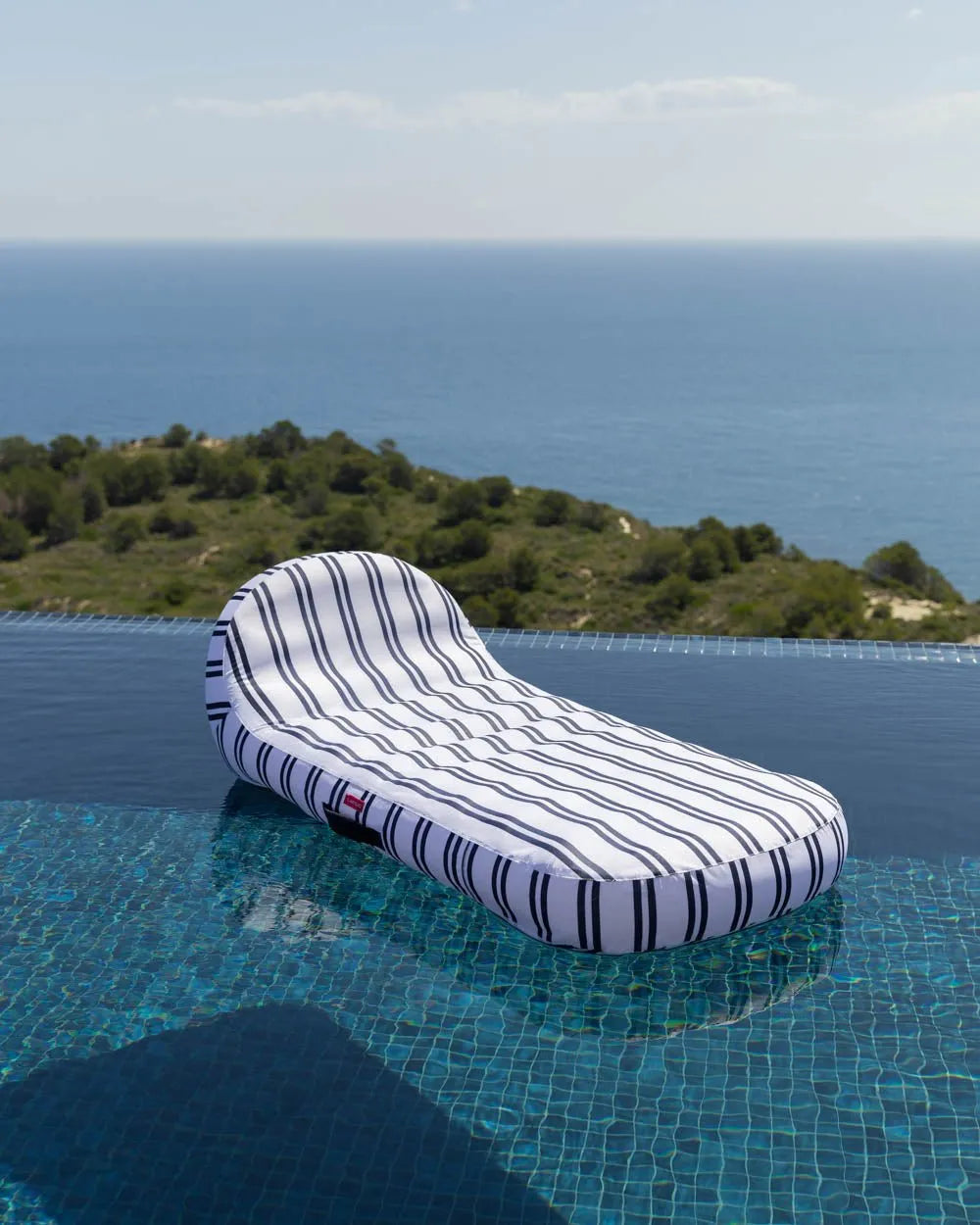 Blue Lounge Raft - MONTECARLO