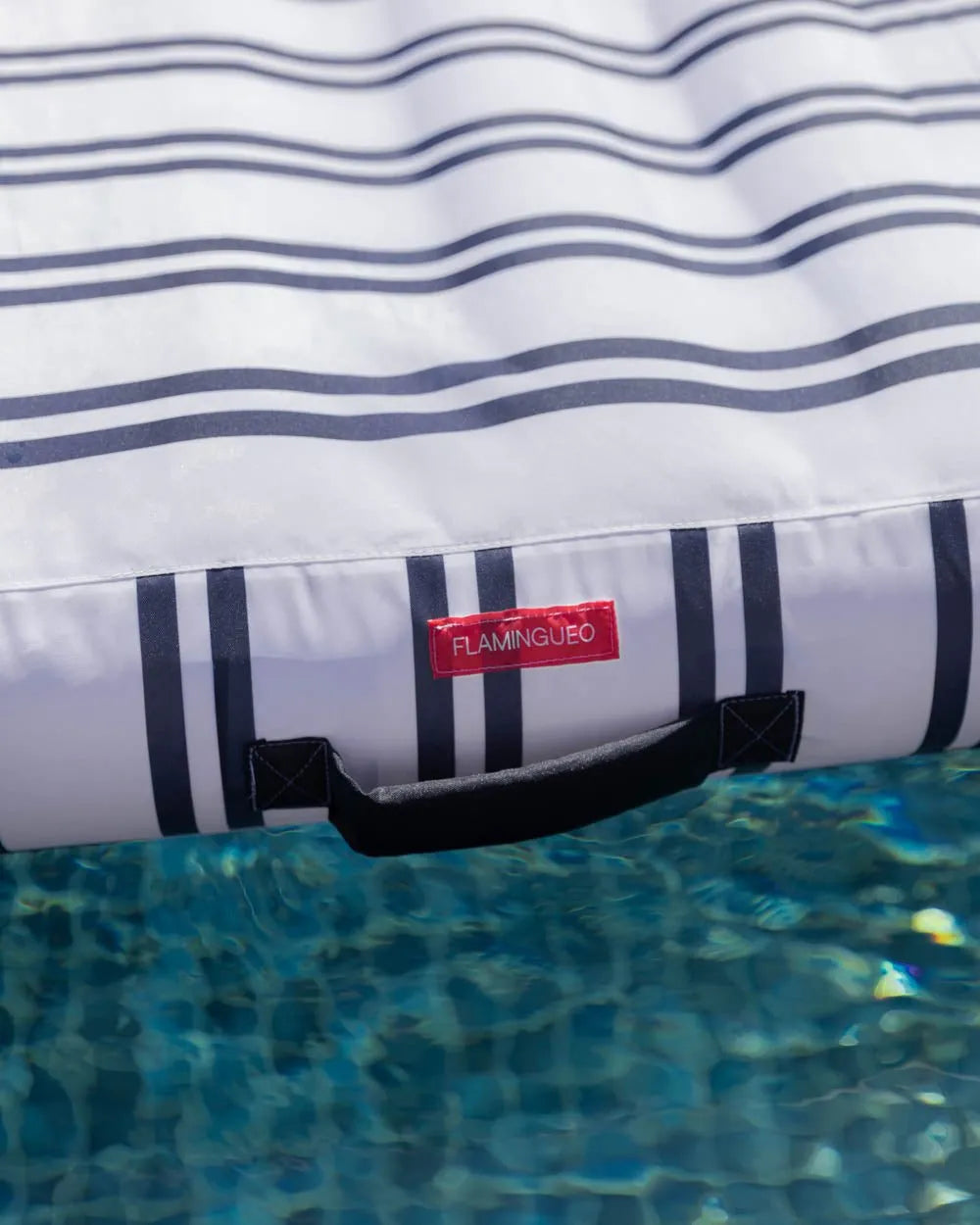 Blue Lounge Raft - MONTECARLO
