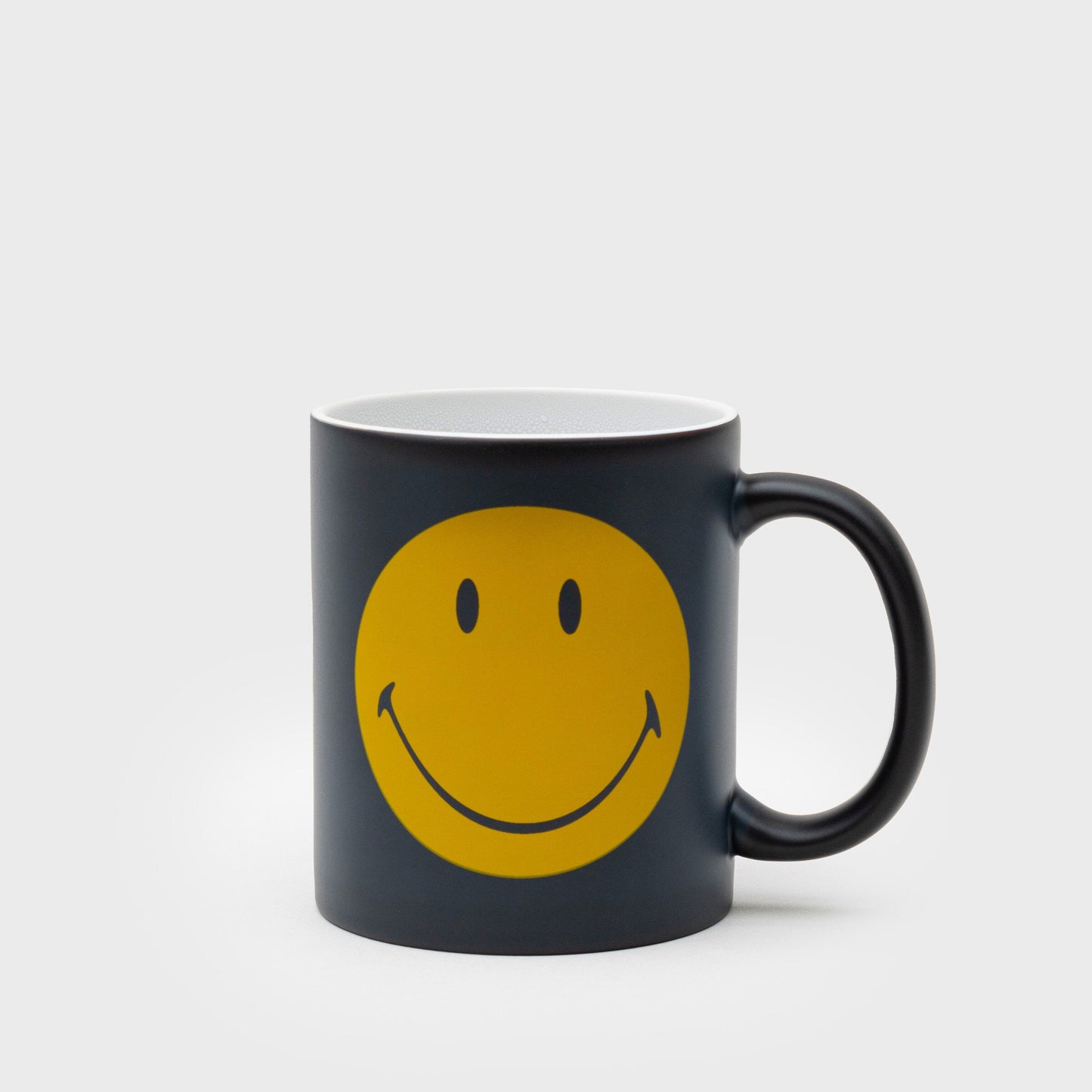 Smiley® Heat-Sensitive Mug