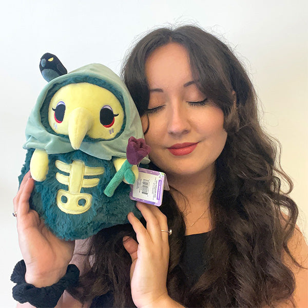 Peluche Mini Squishable – Cimetière Infirmière de la Peste