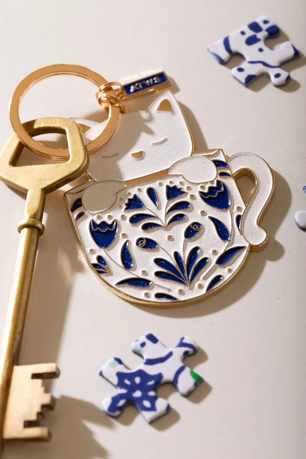 Cat in a mug - Keychain