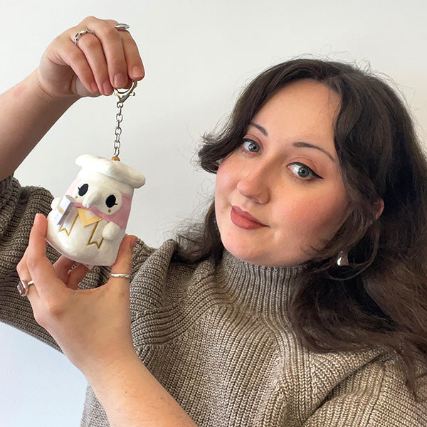 Peluche Micro Squishable – Diplôme Infirmière de la Peste