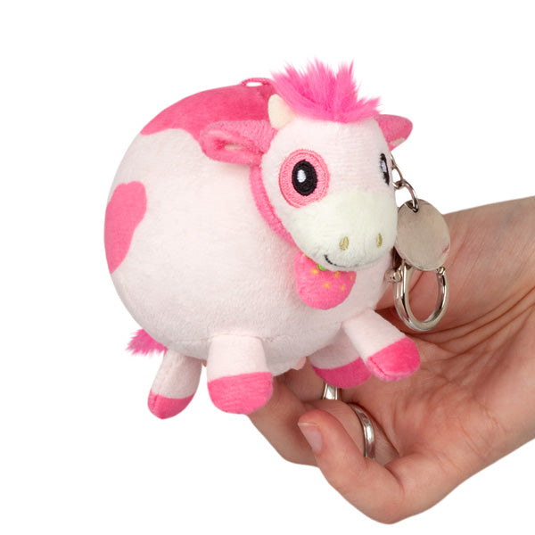Peluche Micro Squishable – Vache Fraise