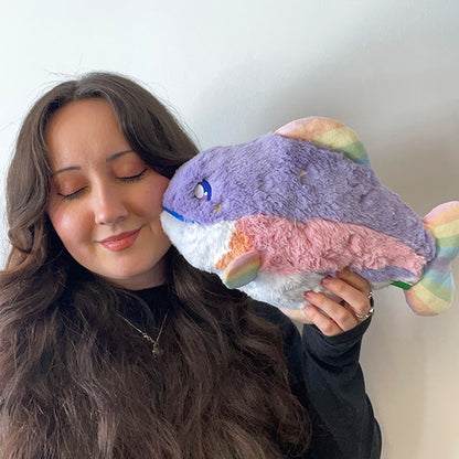 Peluche Mini Squishable – Prism Truite Arc-en-Ciel