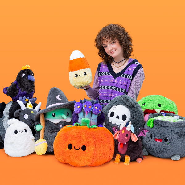 Peluche Mega Squishable – Veuve Noire