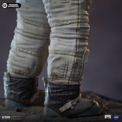 Apollo 11 Astronaut Statue - NASA - Art Scale 1/10 - Iron Studios