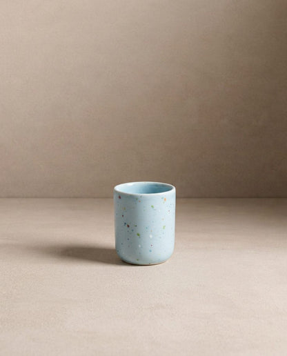 Nouvelle tasse à expresso / coquetier
