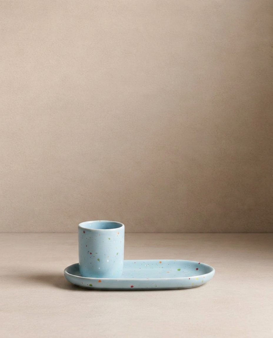Nouvelle tasse à expresso / coquetier