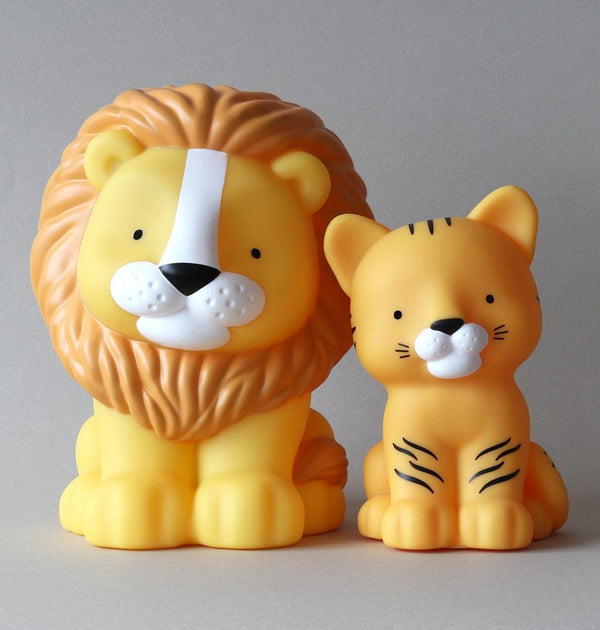 Veilleuse Lion – vue 2 – A Little Lovely Company