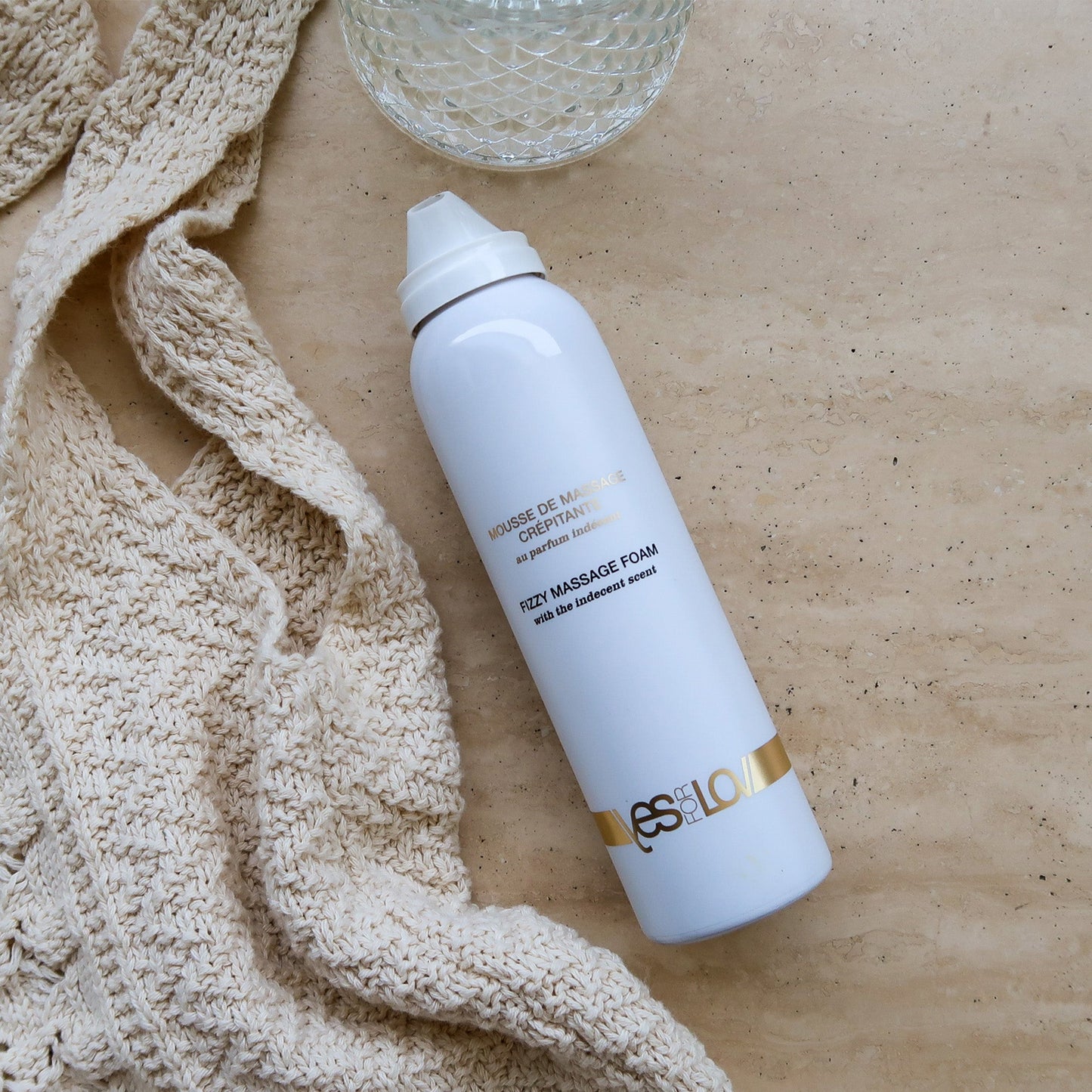 CRACKLING MASSAGE FOAM with an indecent scent