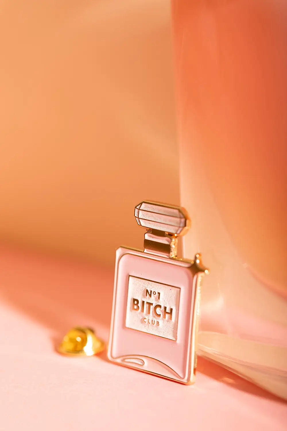 N°1 Bitch - Pins