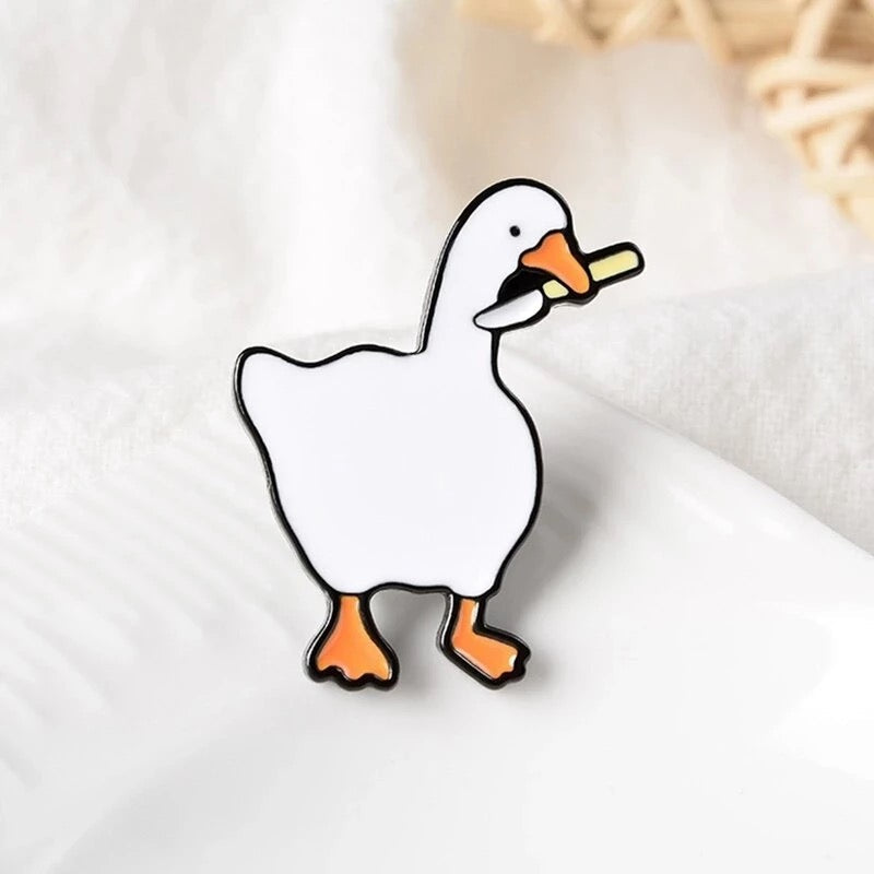 Pin's Canard Blanc Couteau – visuel produit