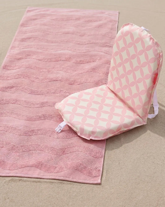 Backrest + pink towel pack